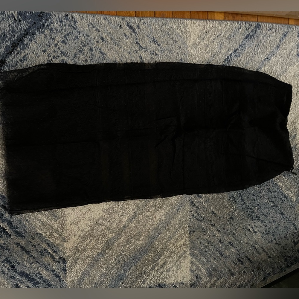 Valentino black lace skirt size 36 . Never worn